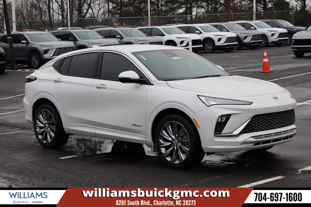 White Frost Tricoat 2026 Buick Envista SUV / Crossover Front-Wheel Drive 6-Speed Automatic