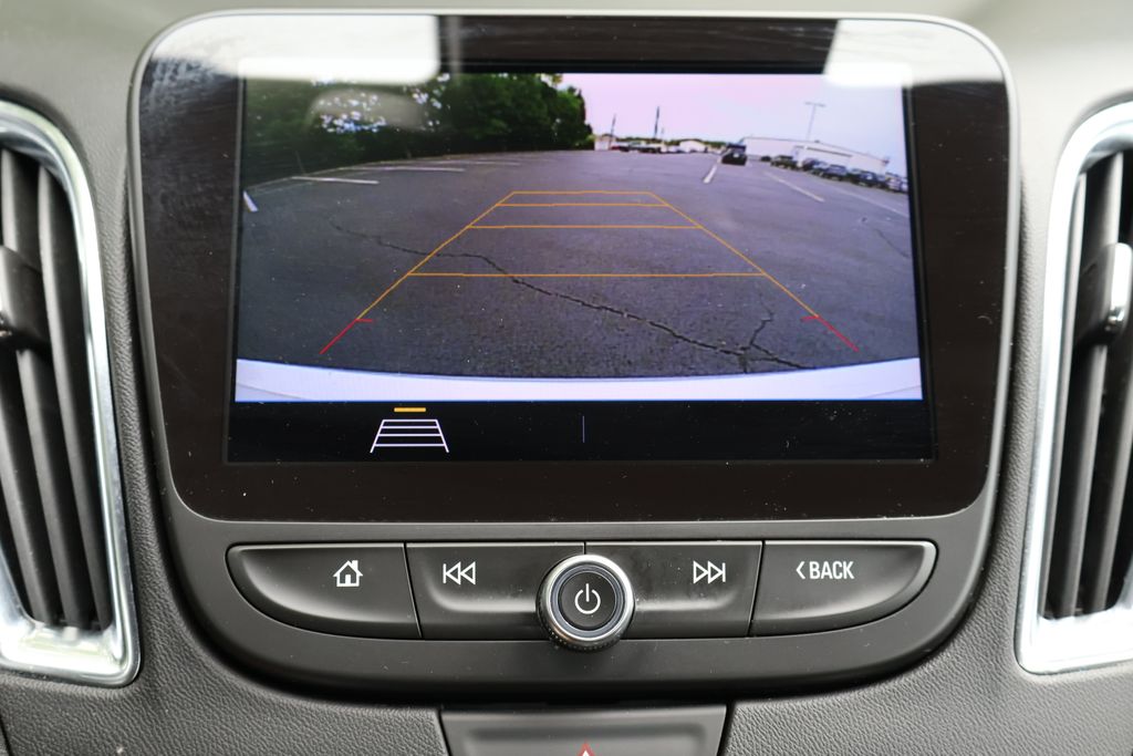Thumbnail: 2019 Chevrolet Malibu - 18