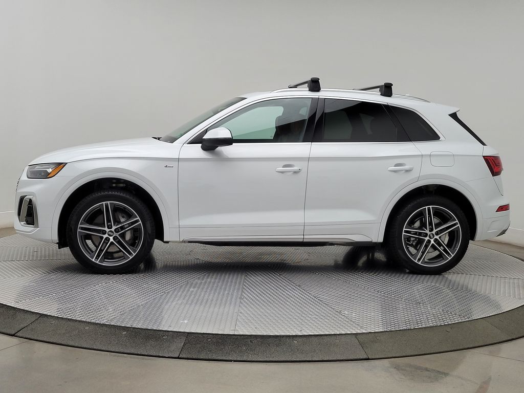 Thumbnail: 2022 Audi Q5 - 3