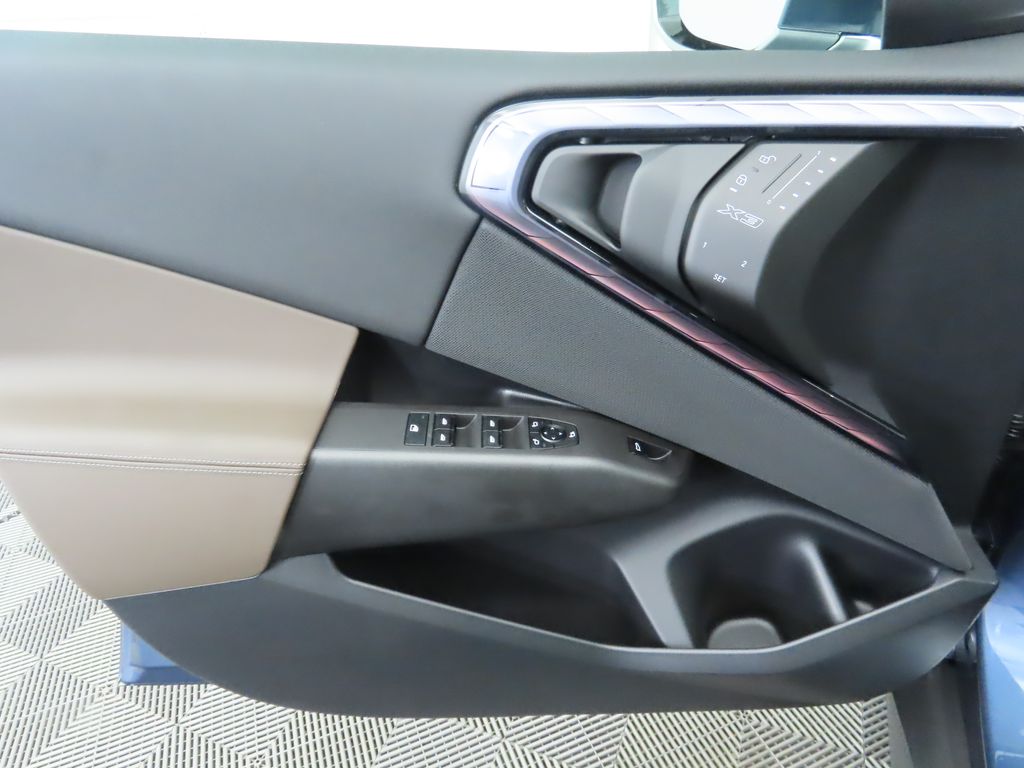 Thumbnail: 2025 BMW X3 - 25