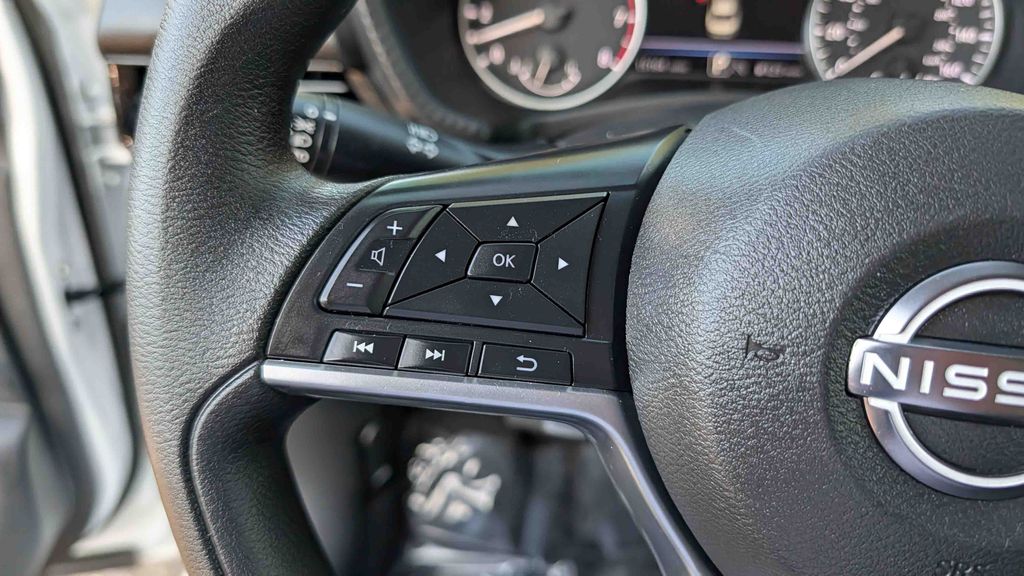 Used 2024 Nissan Sentra SV 4D Sedan