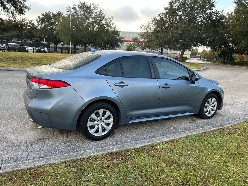 Thumbnail: 2022 Toyota Corolla - 5