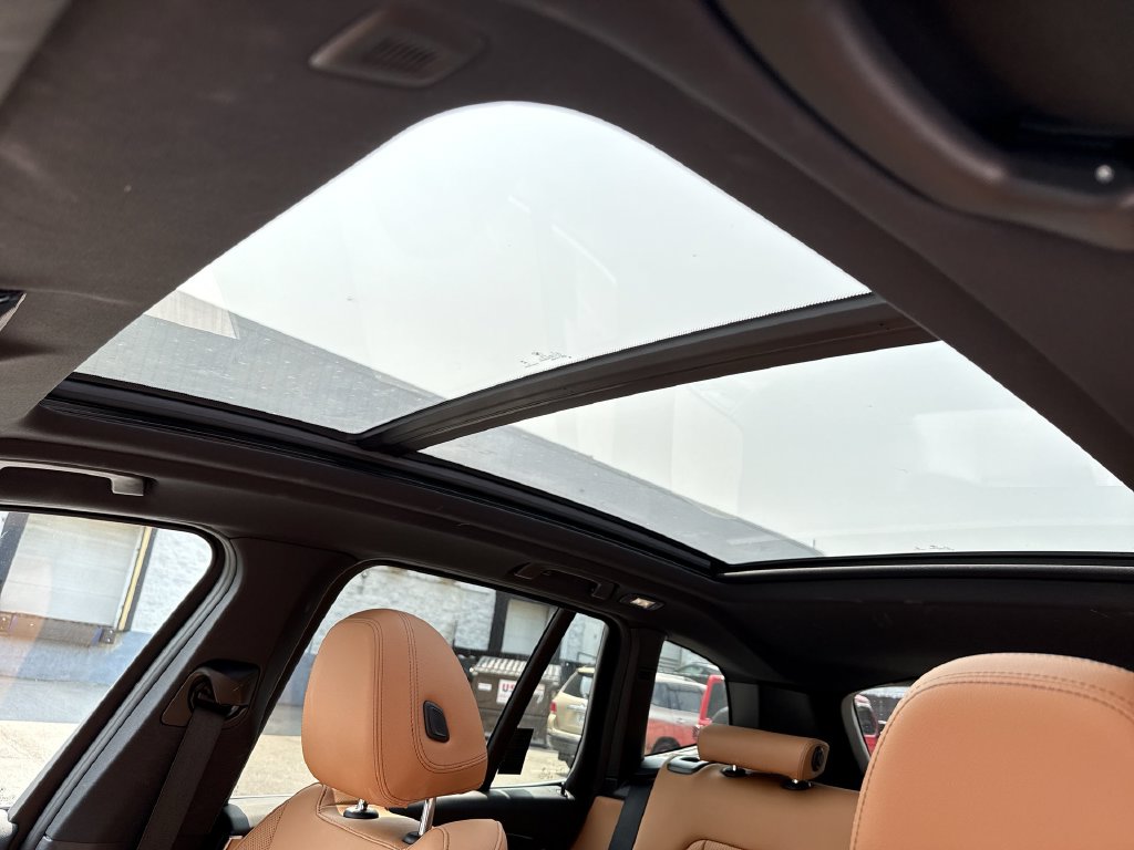Thumbnail: 2024 BMW X3 - 10