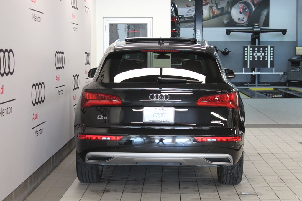 Thumbnail: 2020 Audi Q5 - 5