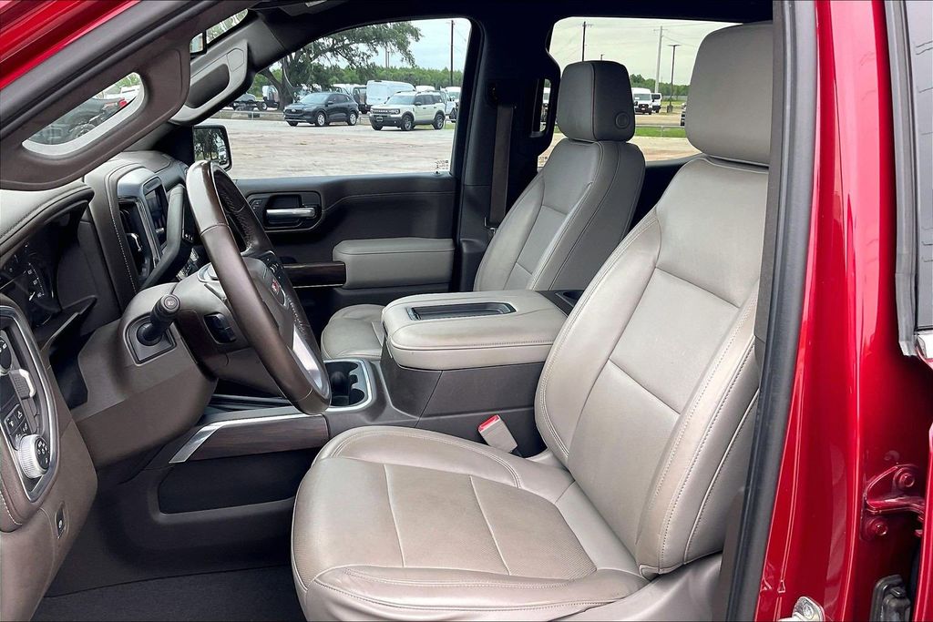 Used 2020 GMC Sierra 1500 SLT 4D Crew Cab
