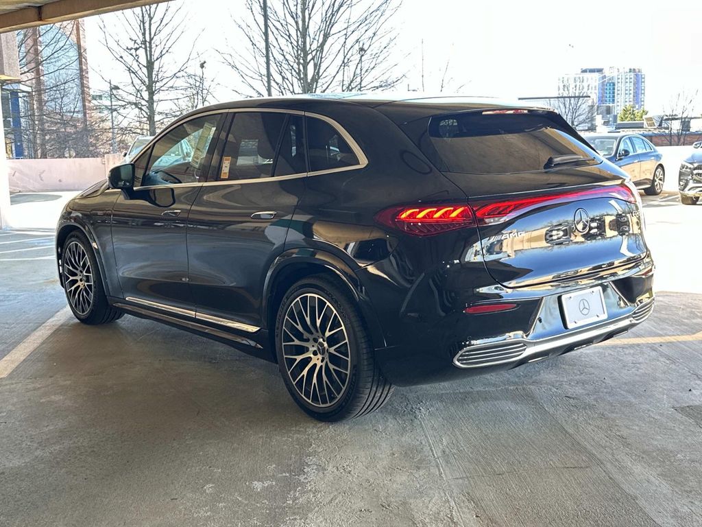 Thumbnail: 2025 Mercedes-Benz EQE - 7