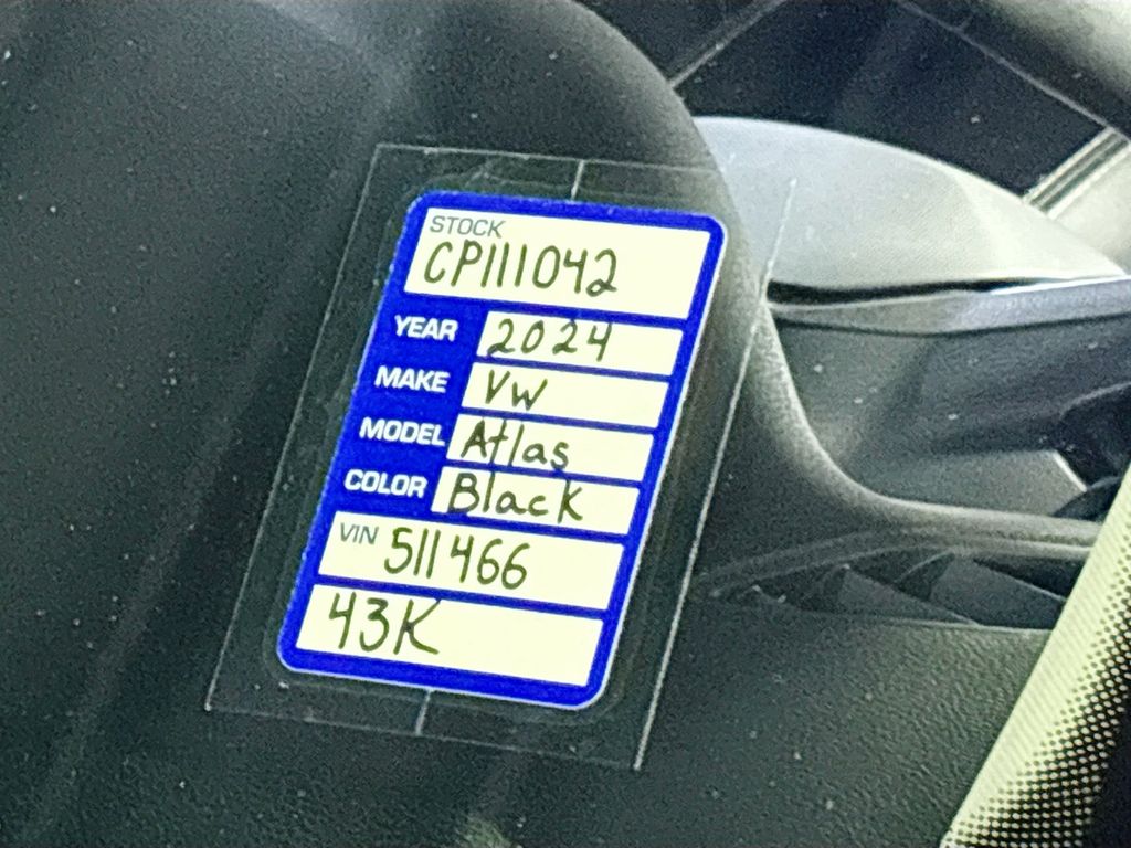 2024 Volkswagen Atlas 2.0T SE w/Technology