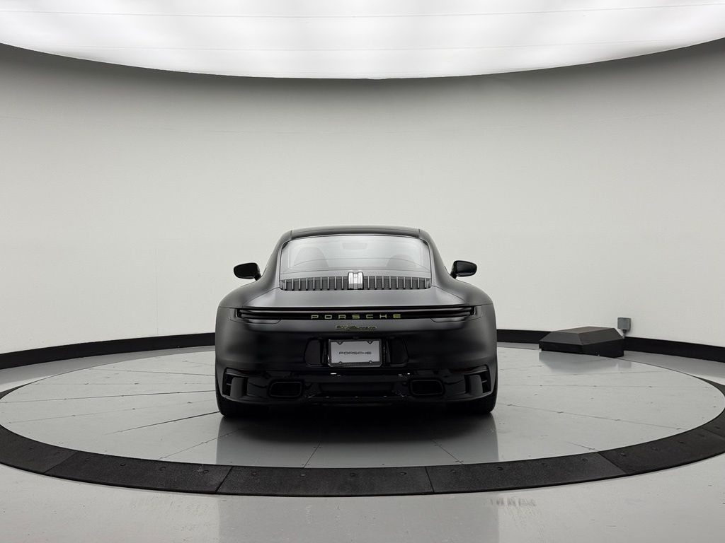 Thumbnail: 2022 Porsche 911 - 8