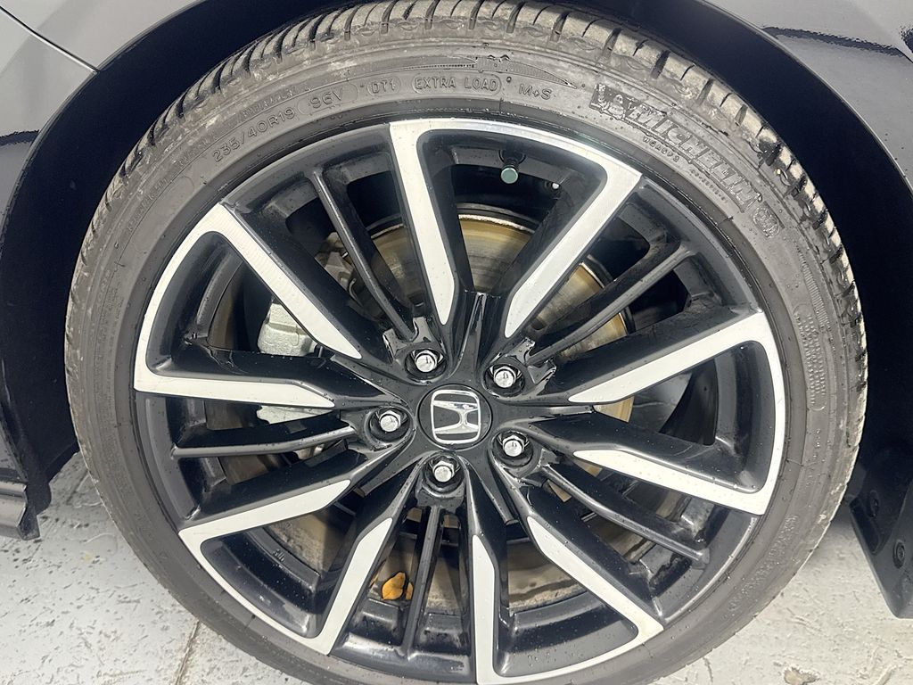 Used Car 2024 Honda Accord Hybrid  Touring For Sale Under $35,000 In Austin, Texas