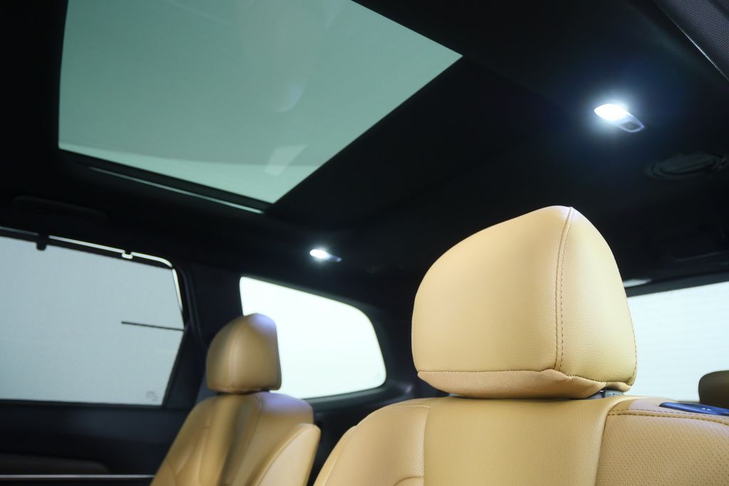 Thumbnail: 2021 Kia Telluride - 17