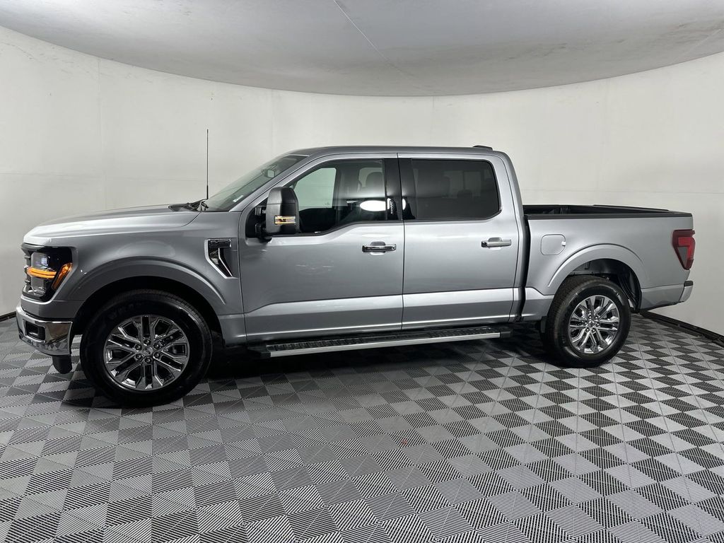 2024 Ford F-150 XLT 4