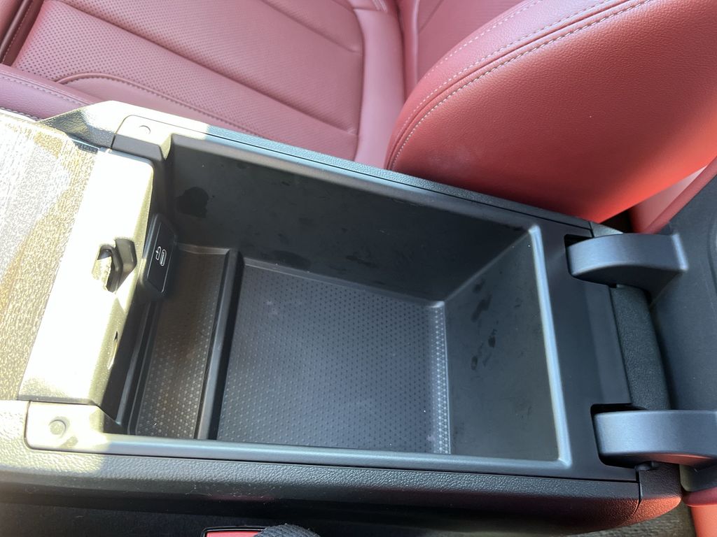 Thumbnail: 2023 BMW 3 Series - 21