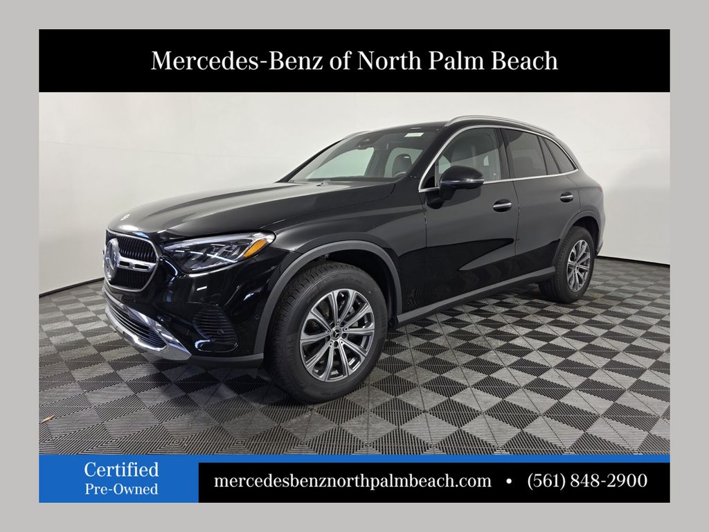2025 Mercedes-Benz GLC