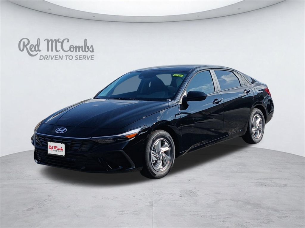 Abyss Black 2026 Hyundai Elantra Sedan Front-Wheel Drive Continuously Variable Transmission