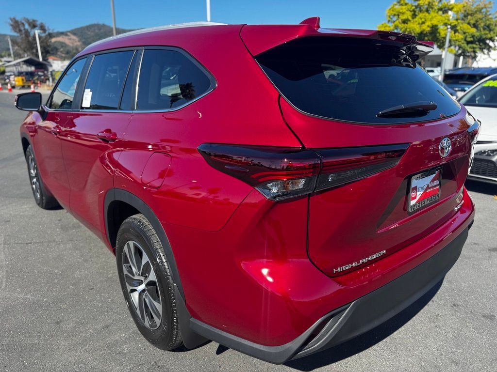 New 2026 Toyota Highlander SUV