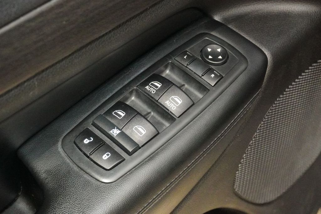 Used Car 2018 Jeep Grand Cherokee  Altitude For Sale Under $15,000 In Weatherford, Texas