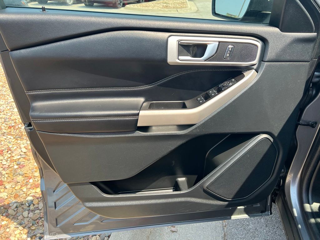 Used 2022 Ford Explorer SUV