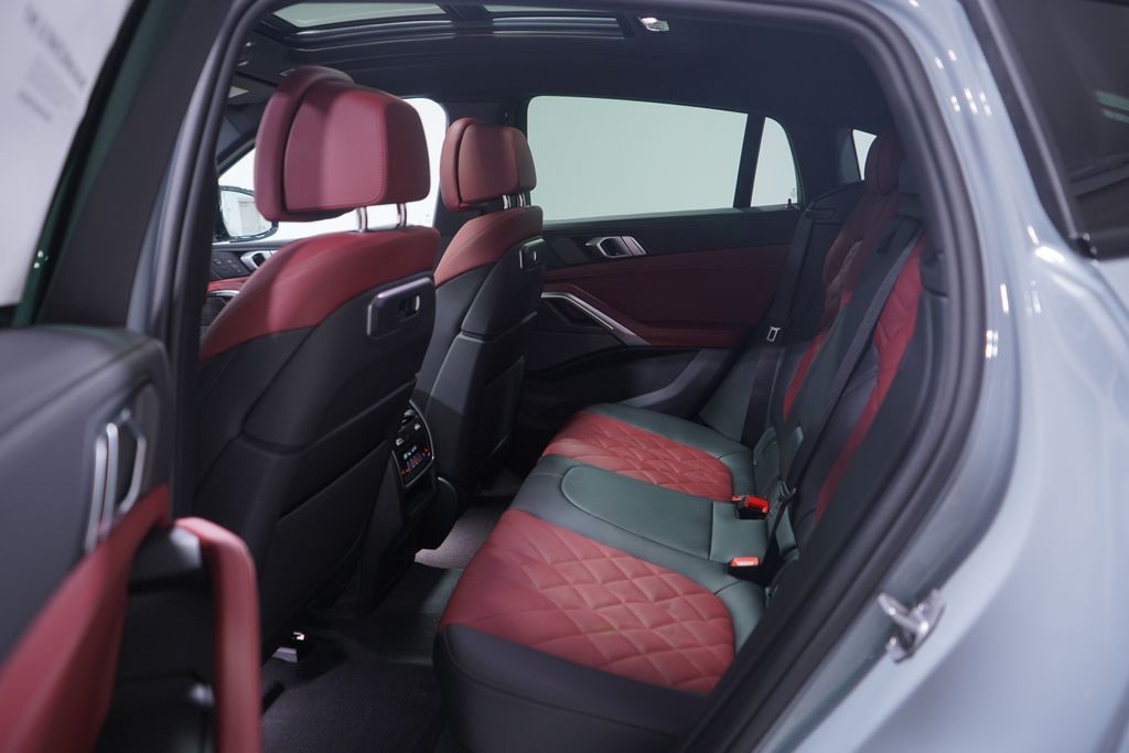 Thumbnail: 2026 BMW X6 - 9