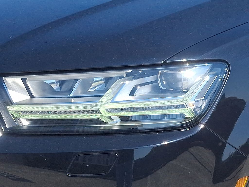 Thumbnail: 2019 Audi Q7 - 11