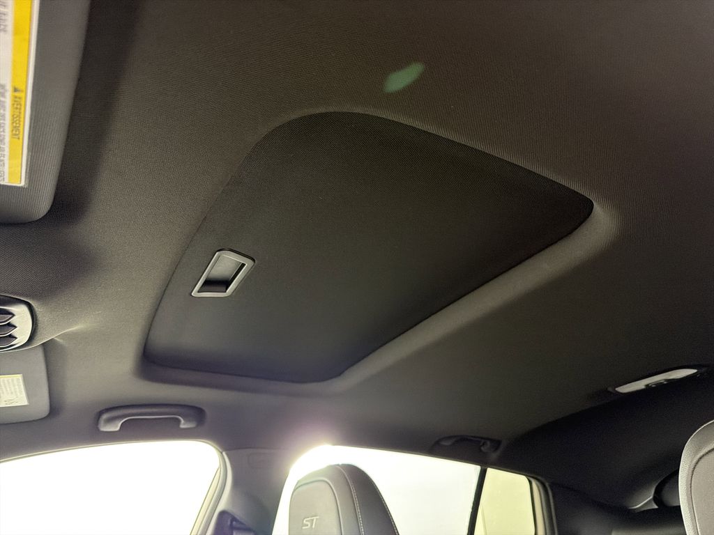 new 2026 Buick Envista car, priced at $32,105