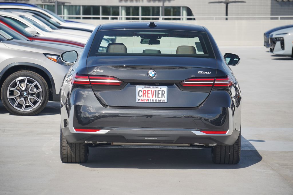 2025 BMW 5 Series 530i xDrive 6