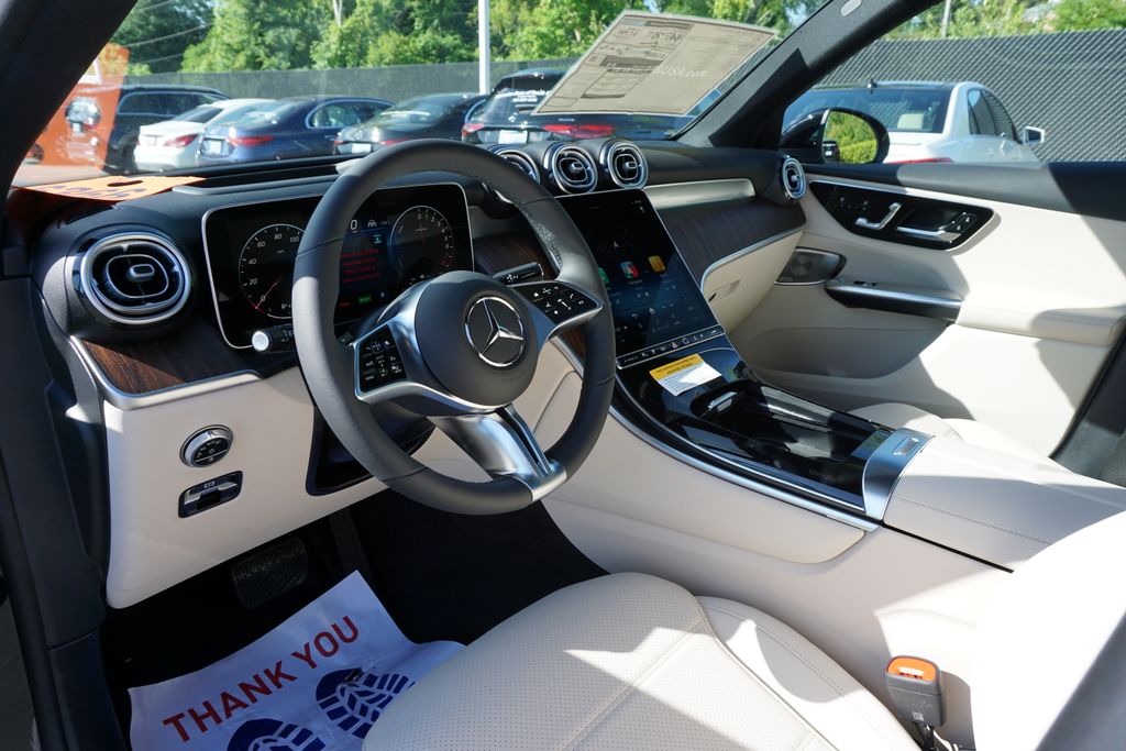 2025 Mercedes-Benz GLC 350 22