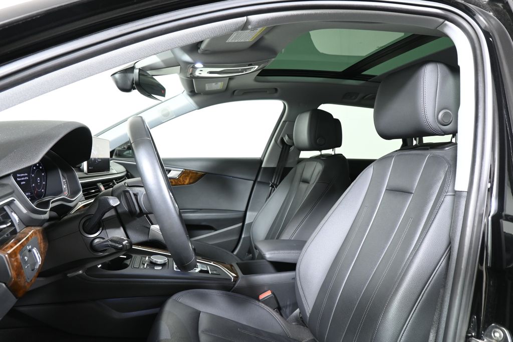 Thumbnail: 2019 Audi A4 - 5