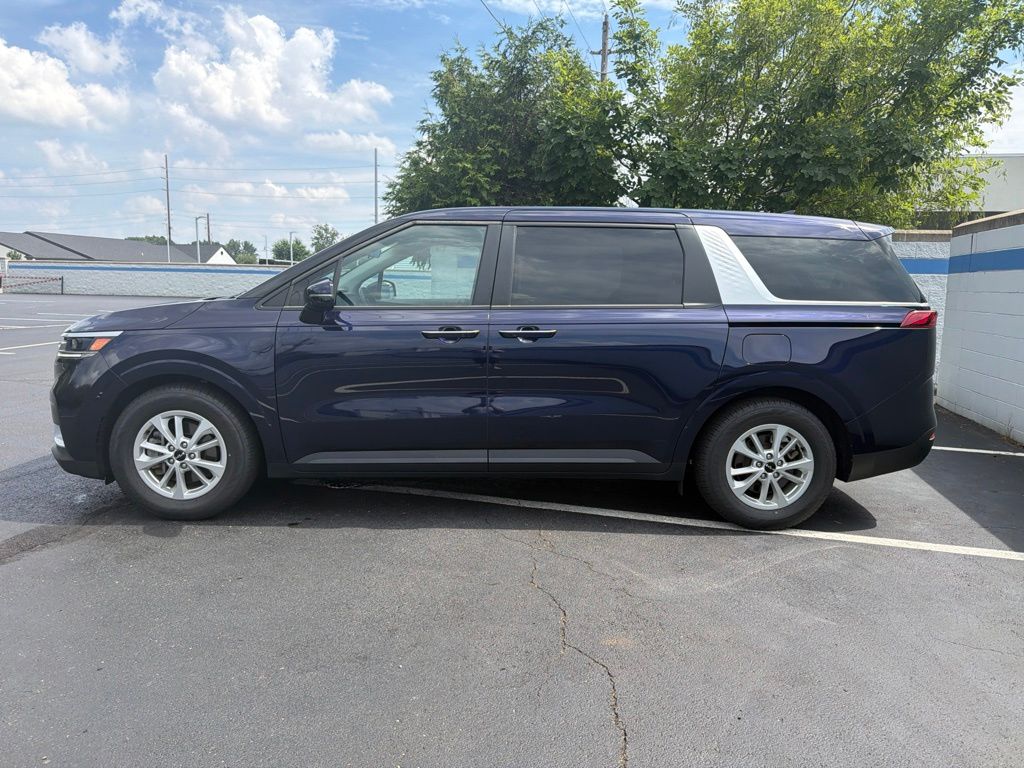 Thumbnail: 2024 Kia Carnival - 2