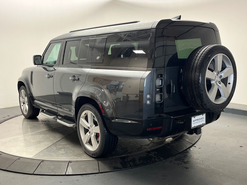 2023 Land Rover Defender 130 3