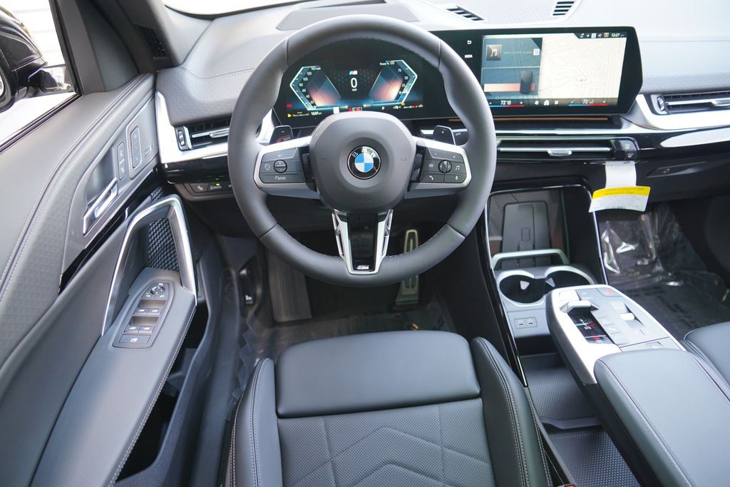 Thumbnail: 2027 BMW X2 - 21