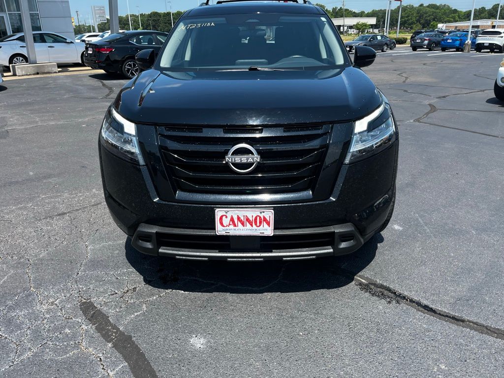 2022 Nissan Pathfinder SV FWD