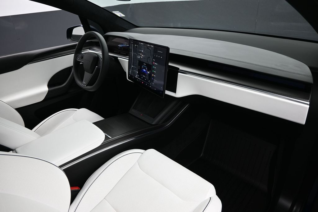2023 Tesla Model X Plaid Tri Motor All-Wheel Drive