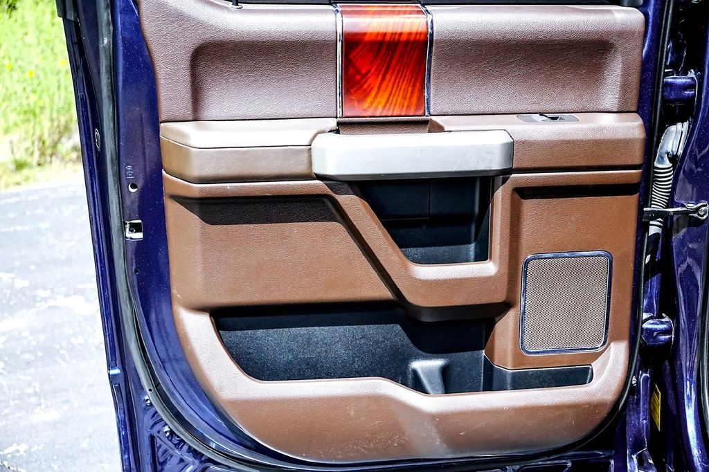 Used Car 2019 Ford F-150  Crew Pickup King Ranch Four Wheel Drive For Sale Under $35,000 In Taylor, Texas