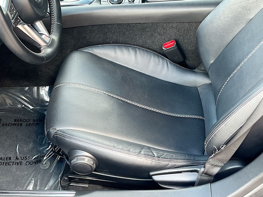 Used 2022 Gray Mazda Grand Touring image 20