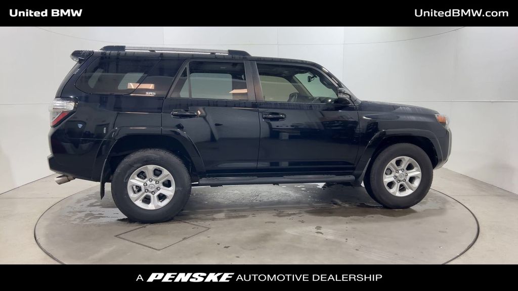 2019 Toyota 4Runner Limited 9