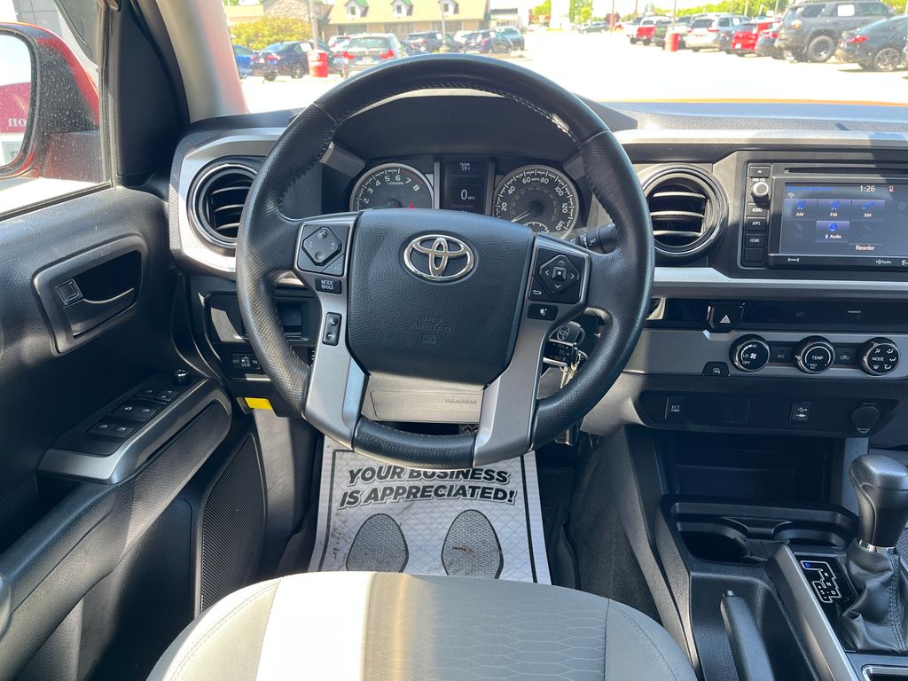 2017 Toyota Tacoma SR5 photo