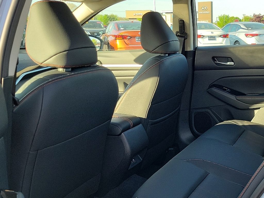 Thumbnail: 2025 Nissan Altima - 7