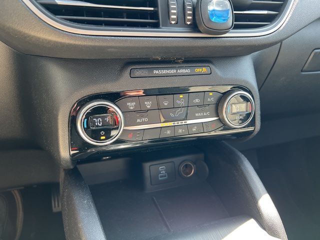 2021 Ford Escape Hybrid