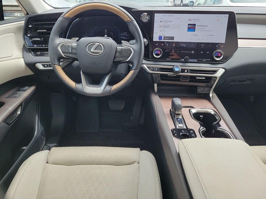 2026 Lexus RX 450h+ Luxury - 9