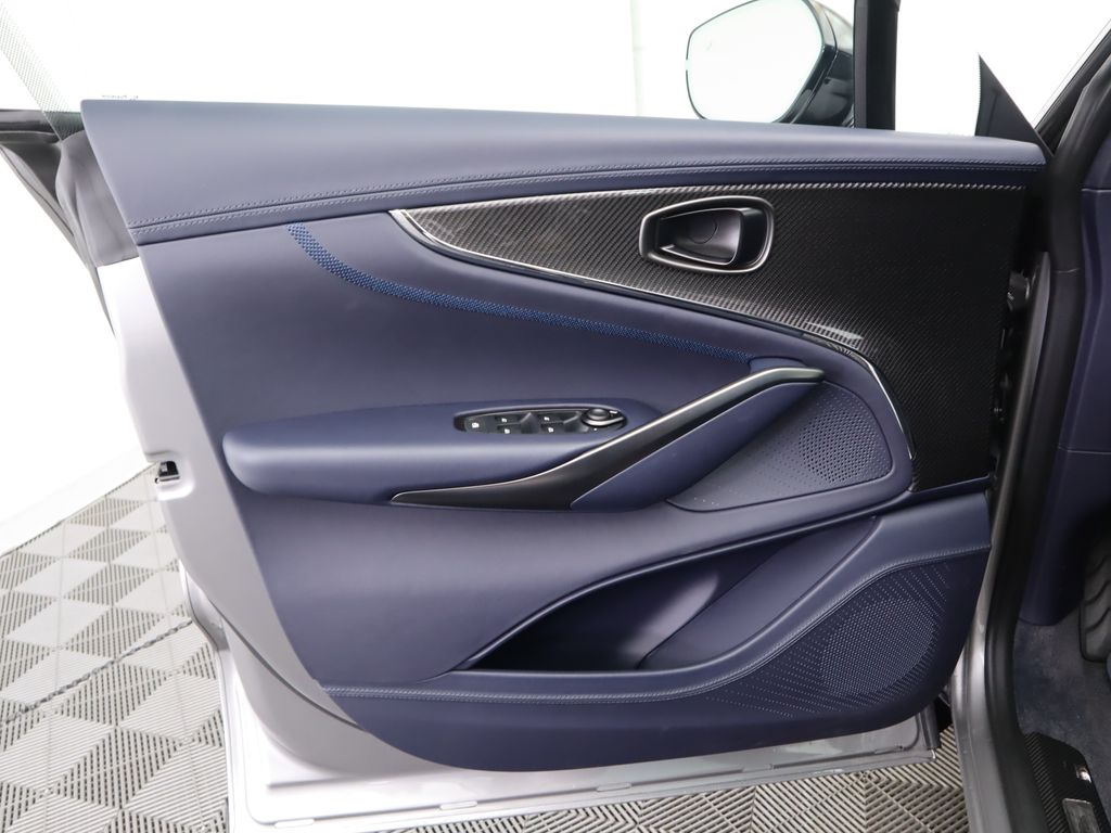 Thumbnail: 2026 Aston Martin DBX - 25