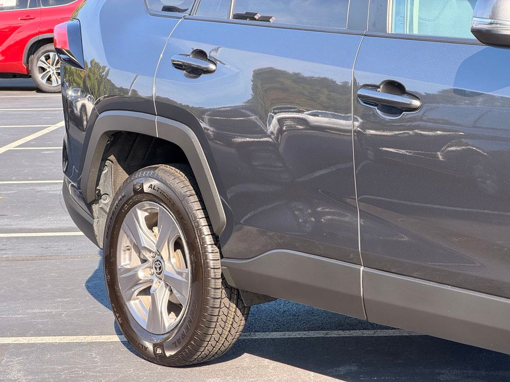 2025 Toyota RAV4 XLE Magnetic Gray Metallic - Jim Hudson Acura - Image 8