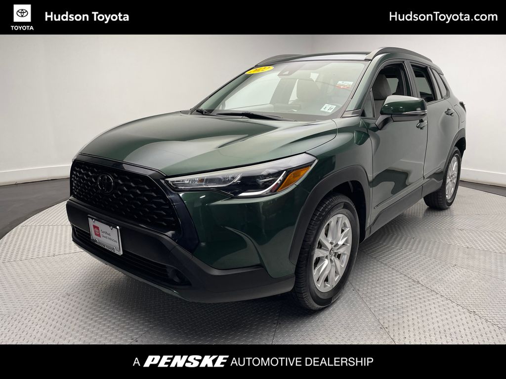 2022 Toyota Corolla Cross LE -
                Jersey City, NJ