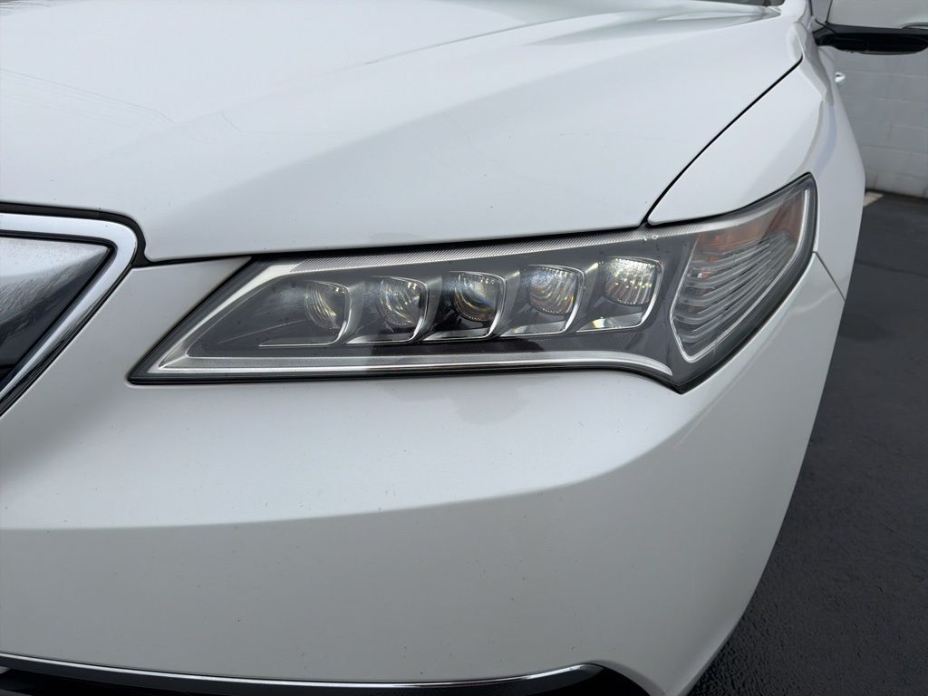 Thumbnail: 2017 Acura TLX - 9