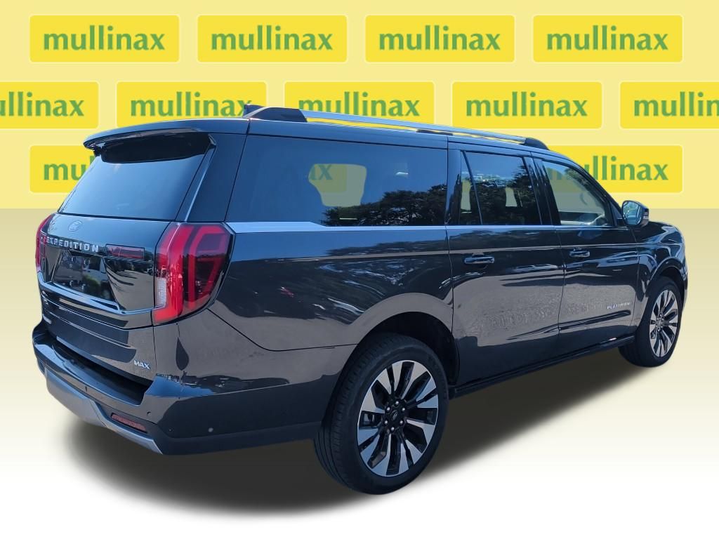 Used 2025 Gray Ford Platinum image 4