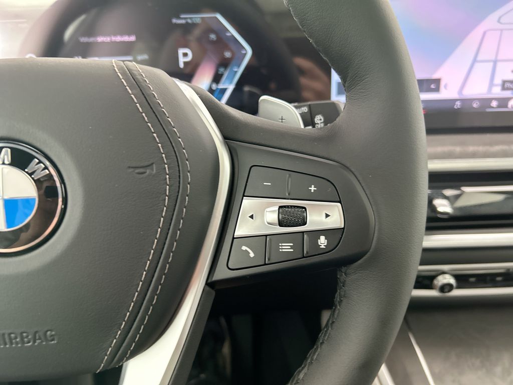 Thumbnail: 2026 BMW X5 - 12