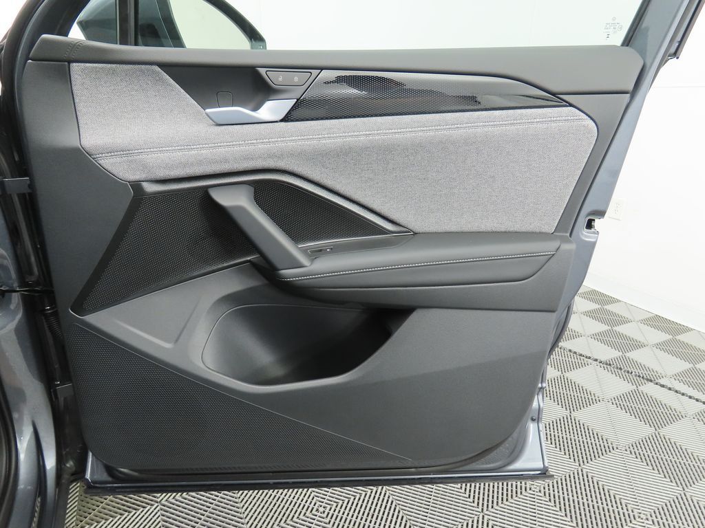 Thumbnail: 2026 Volkswagen Tiguan - 25