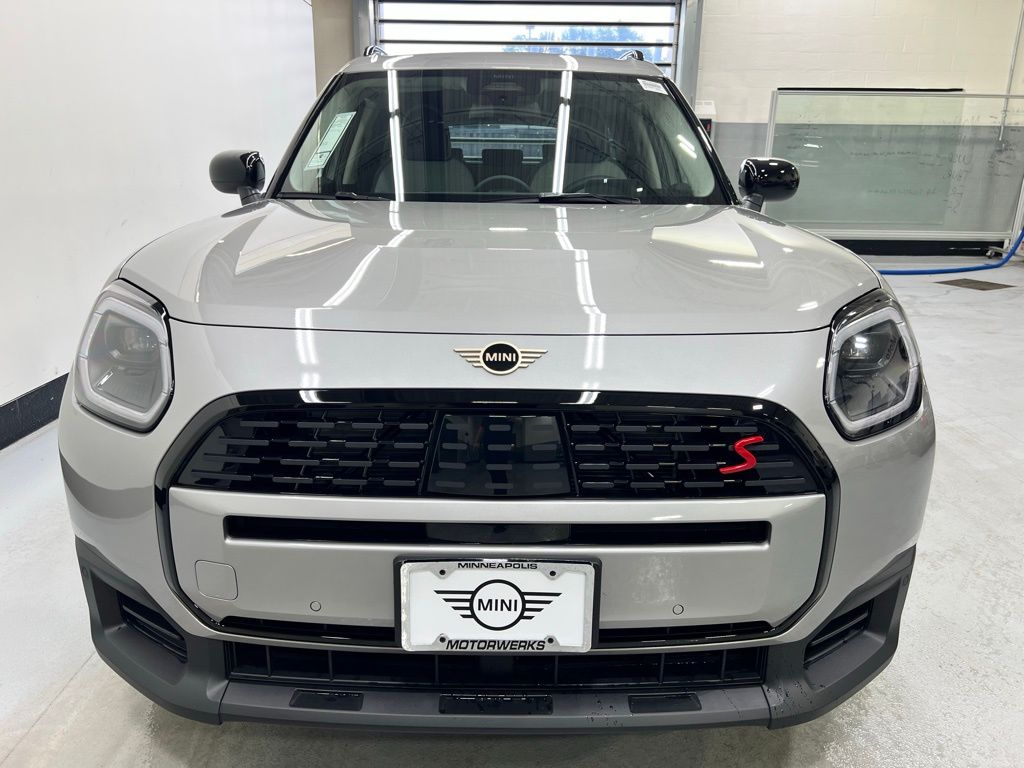 2025 MINI Cooper Countryman Base 3