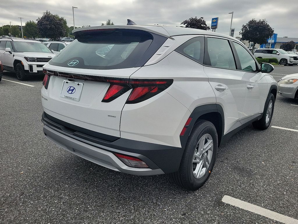 Thumbnail: 2025 Hyundai Tucson - 4
