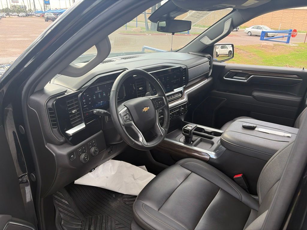 Used 2026 Black Chevrolet LT image 11