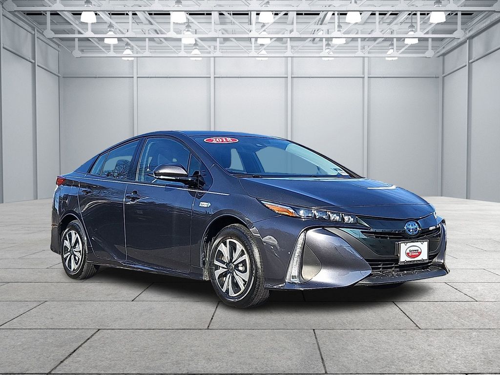 Thumbnail: 2018 Toyota Prius Prime - 3